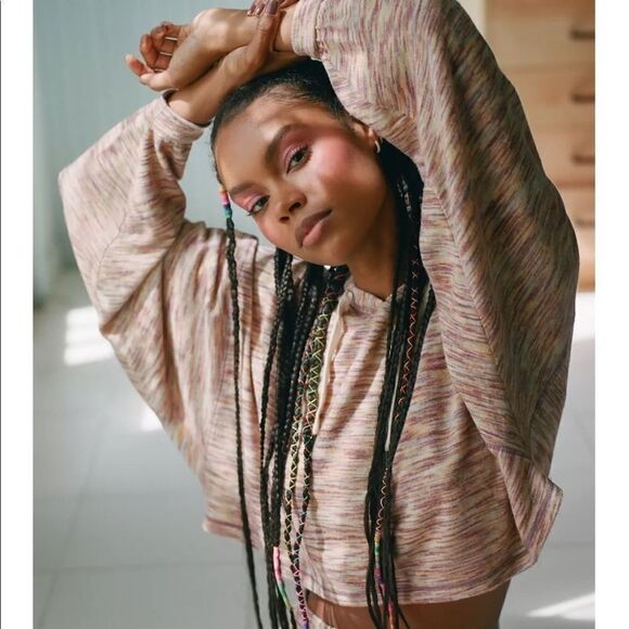 Out From Under Urban Jenny Cropped Hoodie Small - Picture 13 of 14